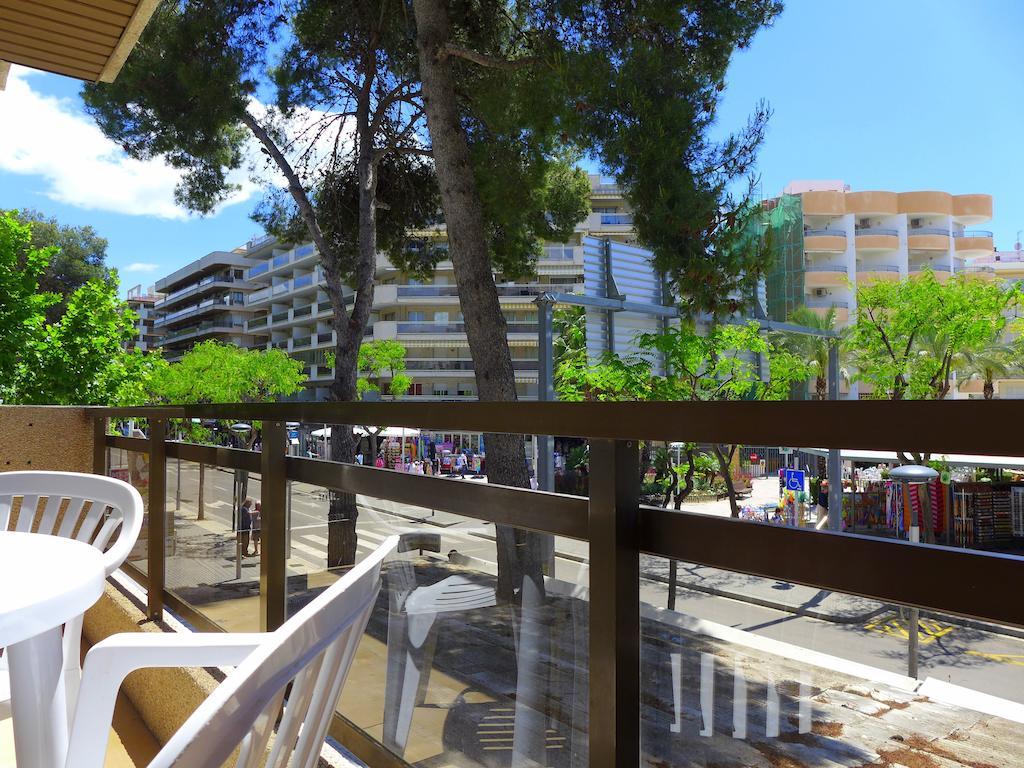 Rentalmar Diplomatic Park Salou Szoba fotó